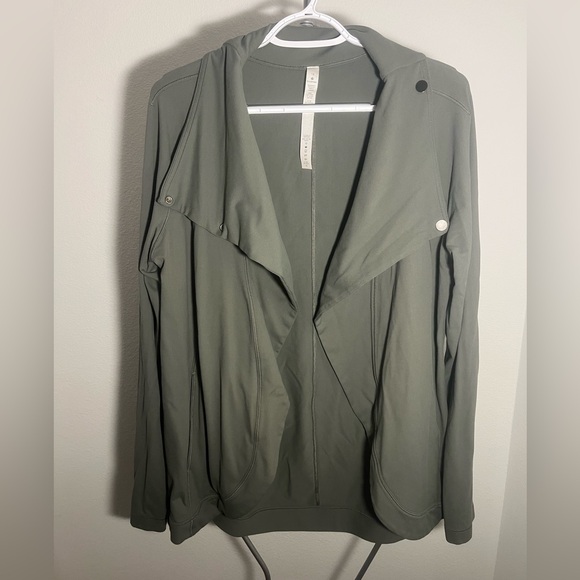 Lululemon Rulu Rally Wrap - Picture 2 of 14